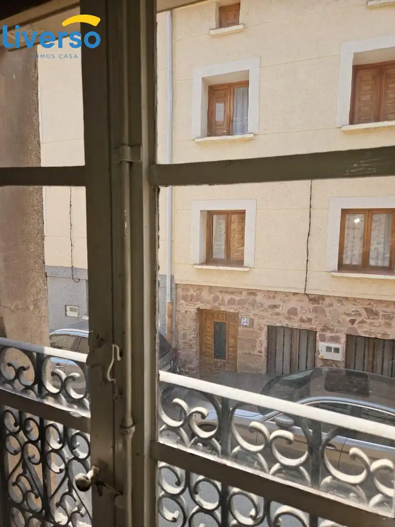 Terrassa de Casa o xalet en venda en Pradoluengo amb Terrassa, Moblat i Balcó
