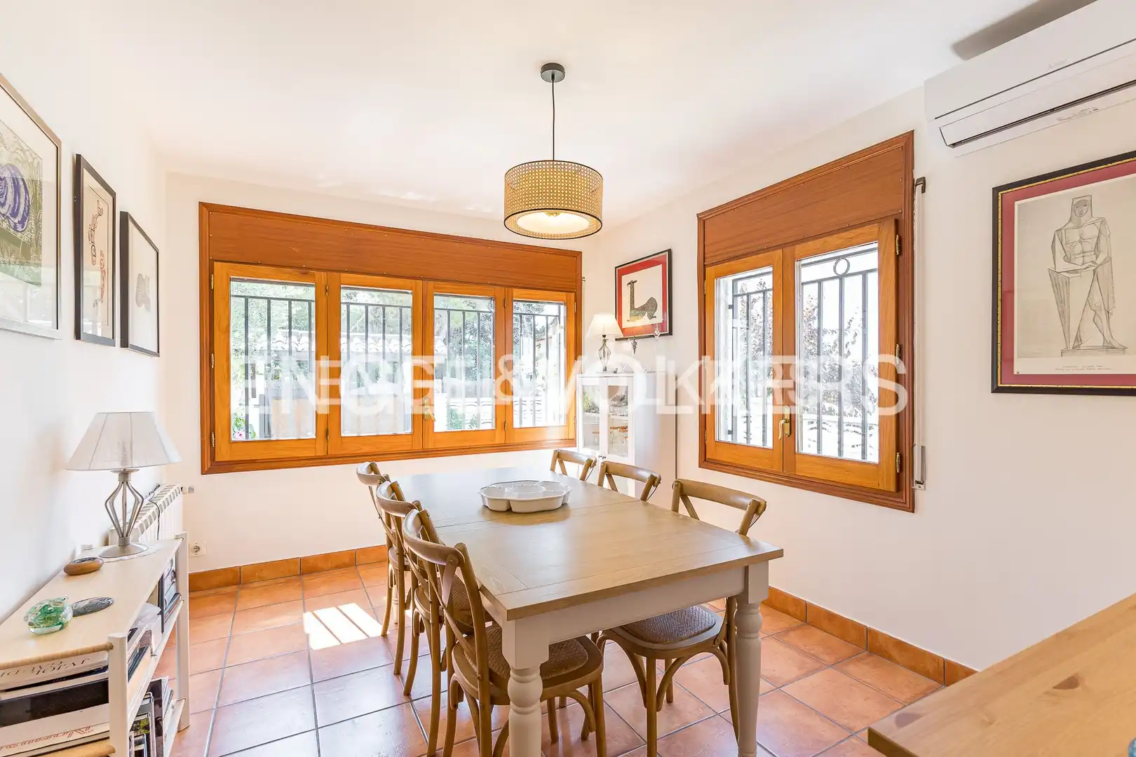 Comedor de Casa o chalet en venta en Torredembarra con Aire acondicionado, Calefacción y Jardín privado