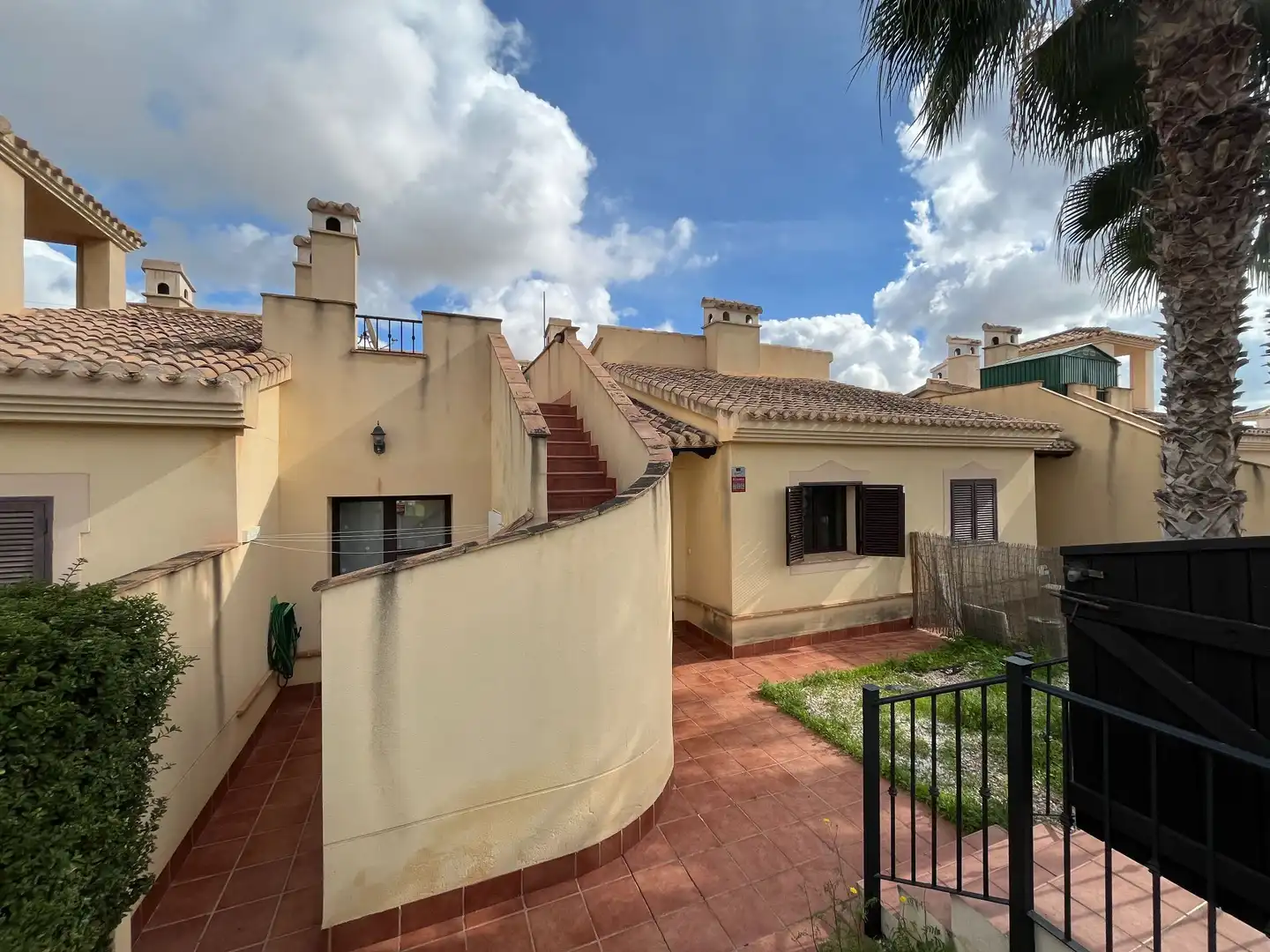 Vista exterior de Casa adosada en venda en Fuente Álamo de Murcia amb Aire condicionat, Jardí privat i Terrassa