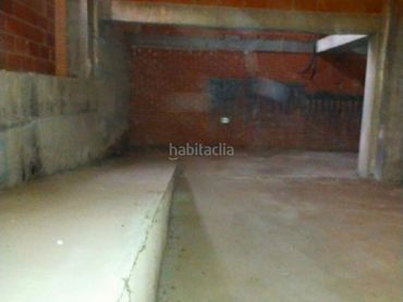 Local comercial en venda a Calle Antonio Van de Pere 77