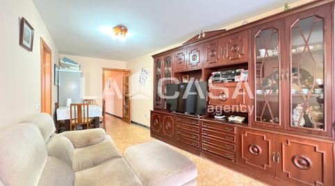 Foto 3 de Piso en venta en Carrer de Les Torres, Les Roquetes, Barcelona