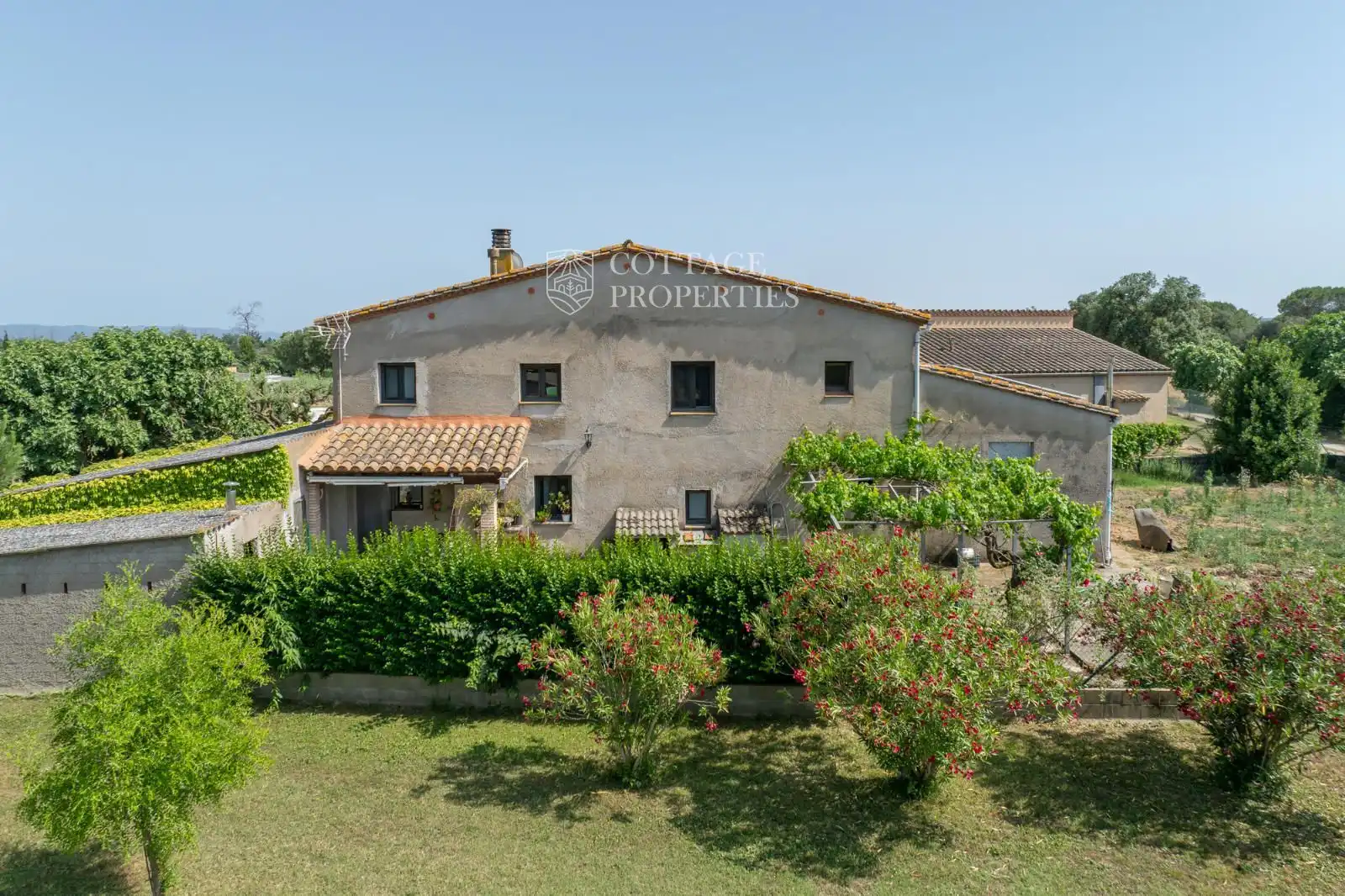 Vista exterior de Finca rústica en venda en Sant Gregori amb Calefacció, Terrassa i Piscina