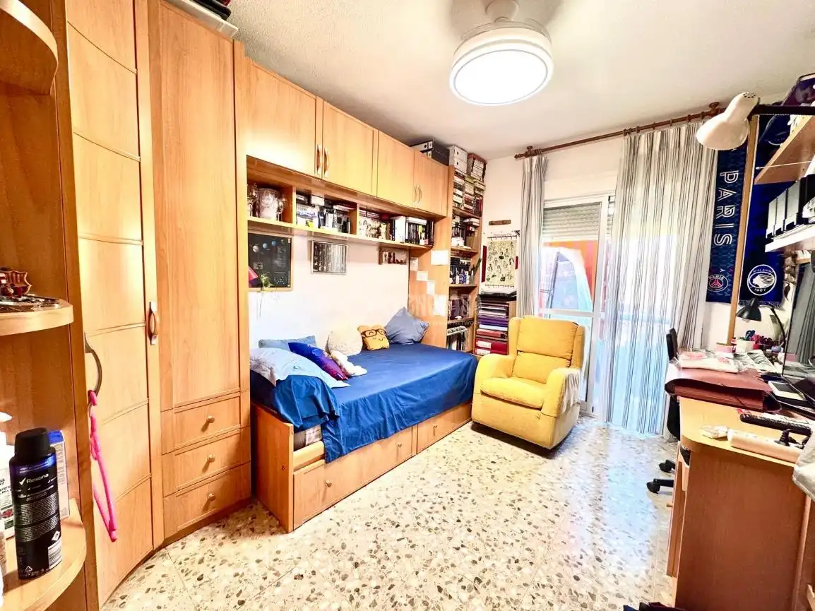 Dormitori de Pis en venda en Córdoba amb Aire condicionat, Calefacció i Terrassa
