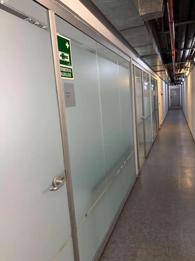 Immobles singulars amb ascensor en venda a Avenida Avenida Ramón y Cajal, imagen 39