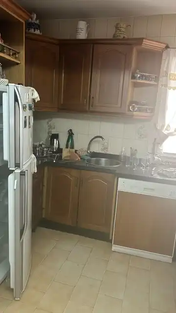 Cocina de Piso en venta en Córdoba con Lavadora y Microondas