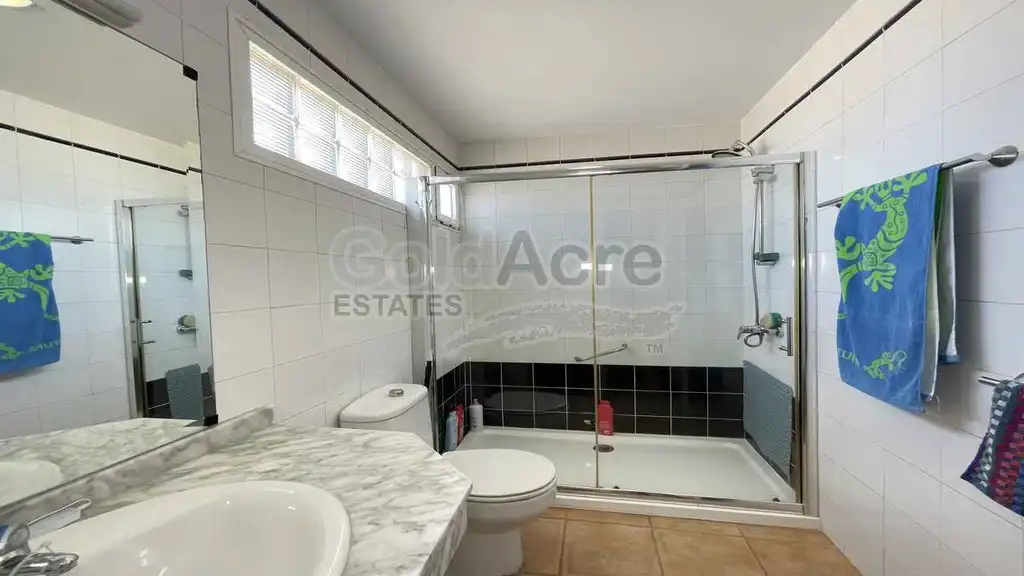 Bany de Apartament en venda en La Oliva