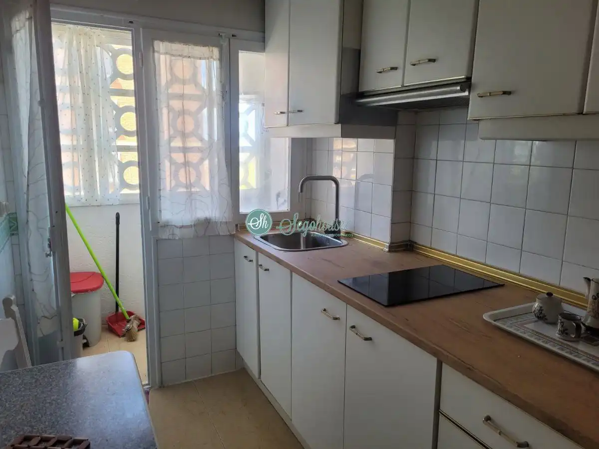 Cocina de Piso en venta en Segovia con Calefacción y Terraza