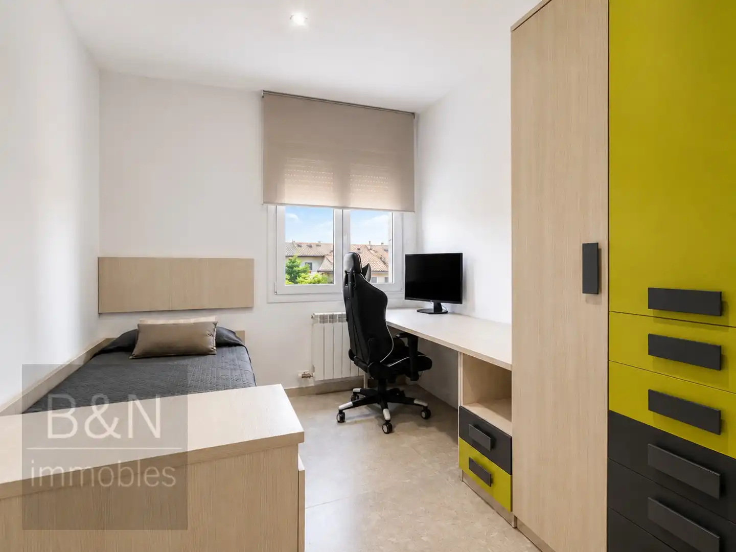 Habitación de Casa o chalet en venta en Terrassa con Aire acondicionado, Calefacción y Jardín privado
