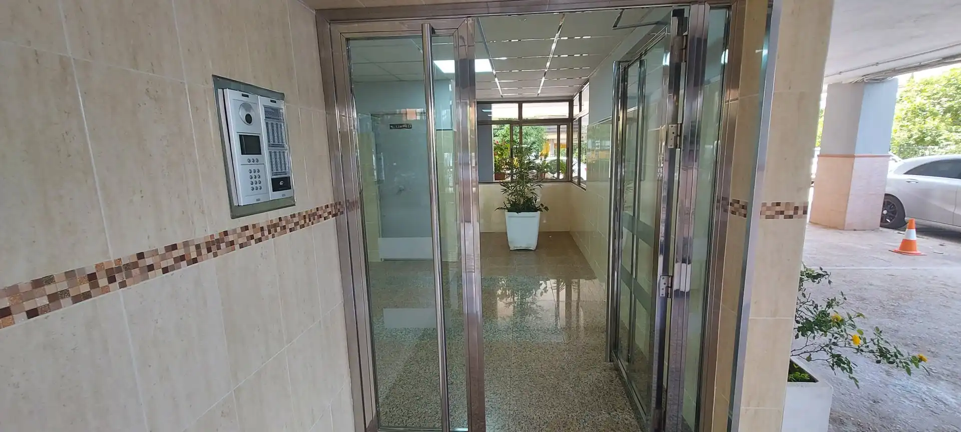Flat for rent in Málaga  with Air Conditioner and Furnished