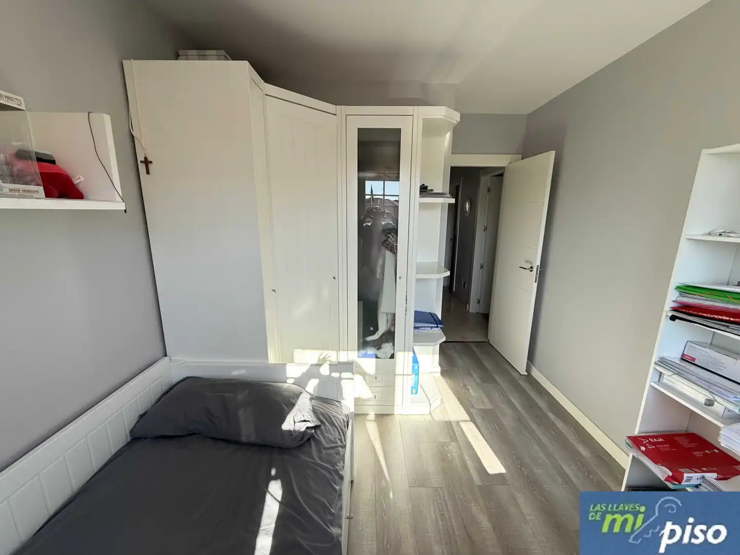 Habitación de Casa adosada en venta en Arroyo de la Encomienda con Calefacción, Jardín privado y Parquet