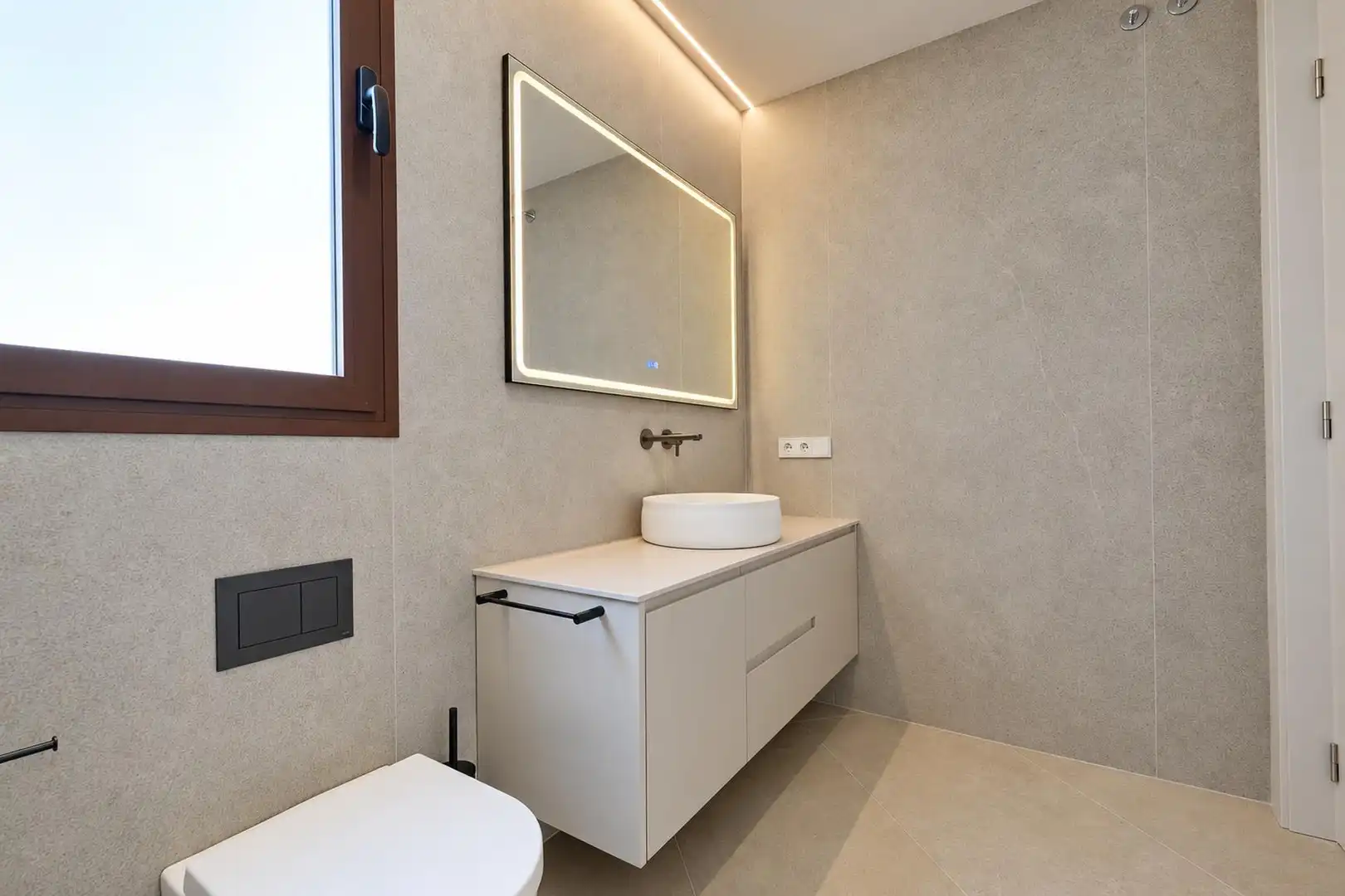 Chalet con piscina en venta en Marisol Park - Ortembach - Los Almendros, imagen 37