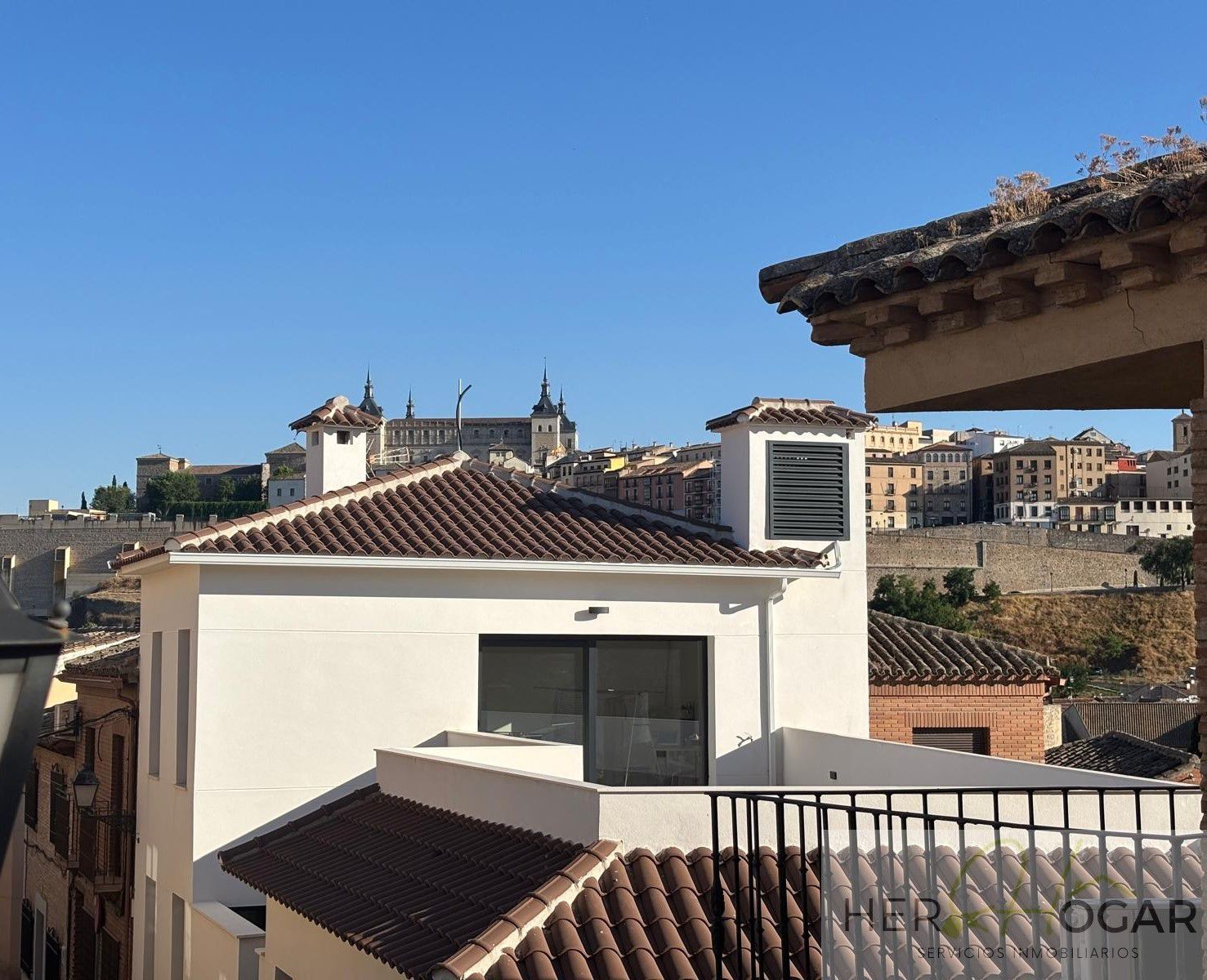 Vista exterior de Pis en venda en  Toledo Capital amb Aire condicionat, Calefacció i Balcó