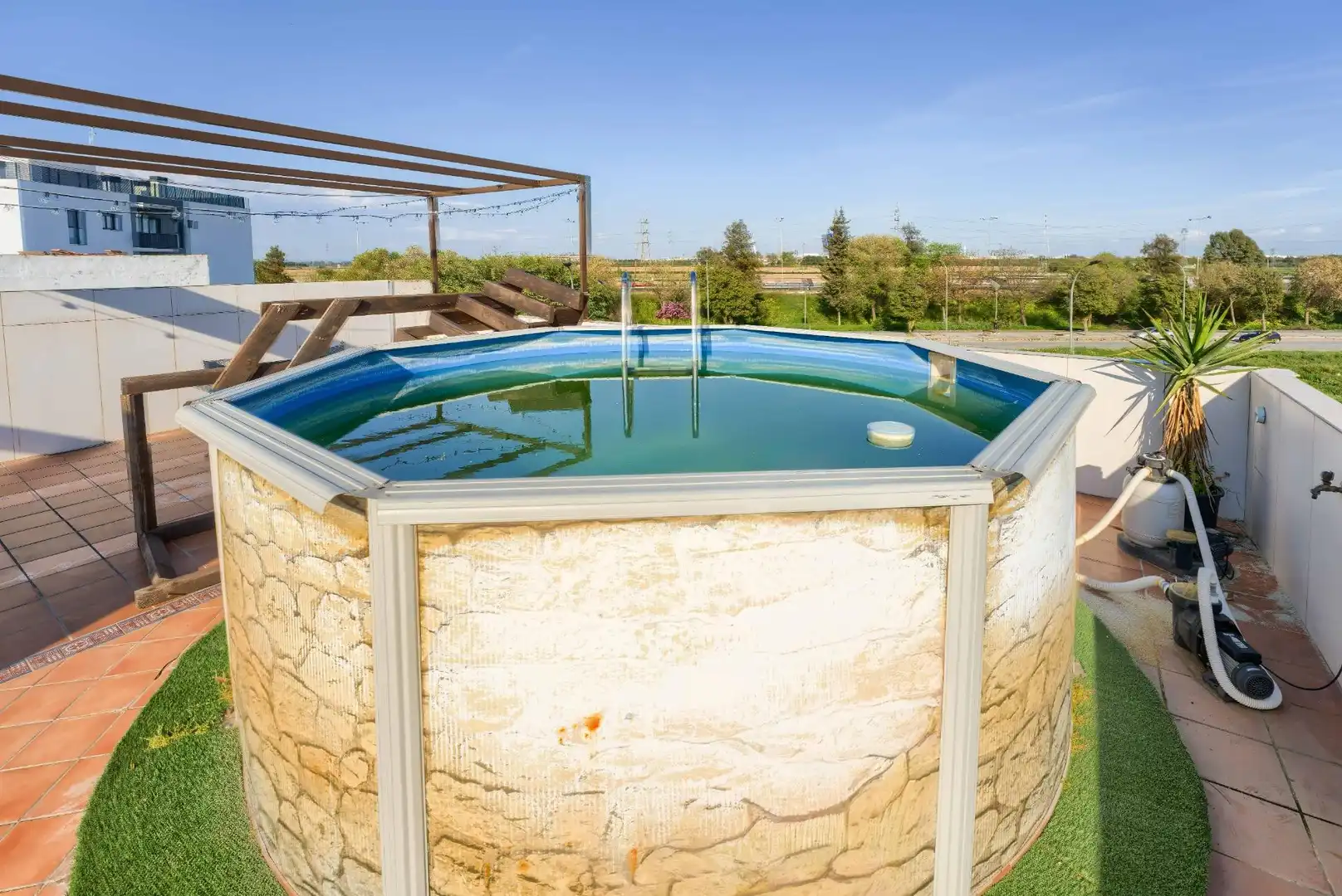 Piscina de Casa o chalet en venta en Bormujos con Aire acondicionado, Terraza y Trastero