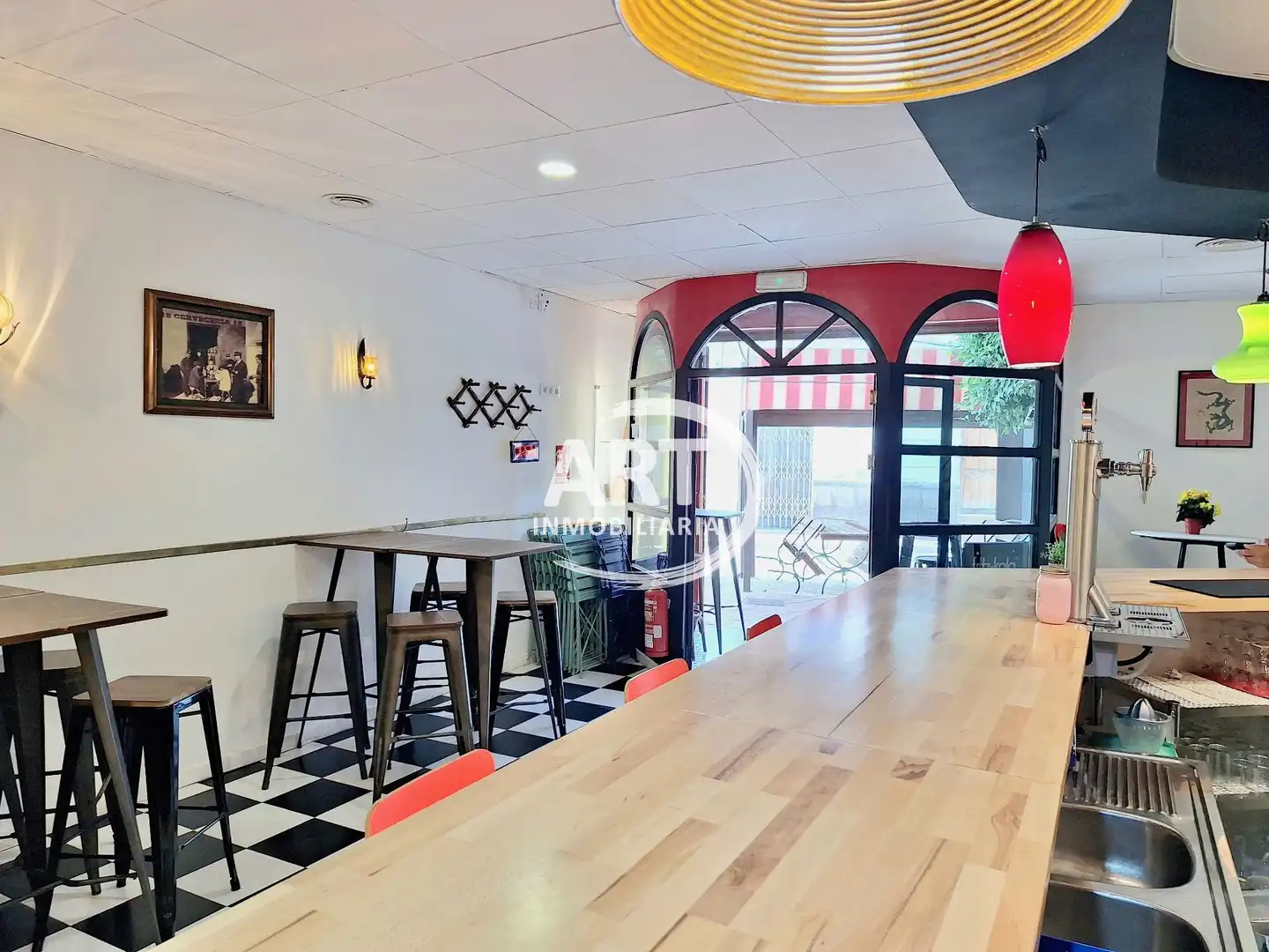 Commercial properties for sale in Bétera  with Air Conditioner and Furnished