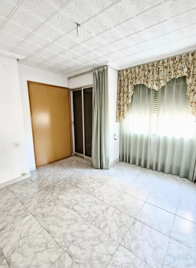 Habitación de Casa o chalet en venta en Aldaia