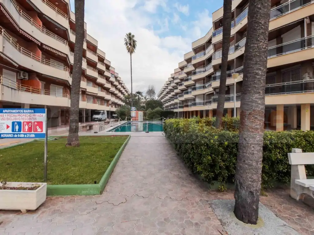 Vista exterior de Piso en venta en Cambrils con Piscina