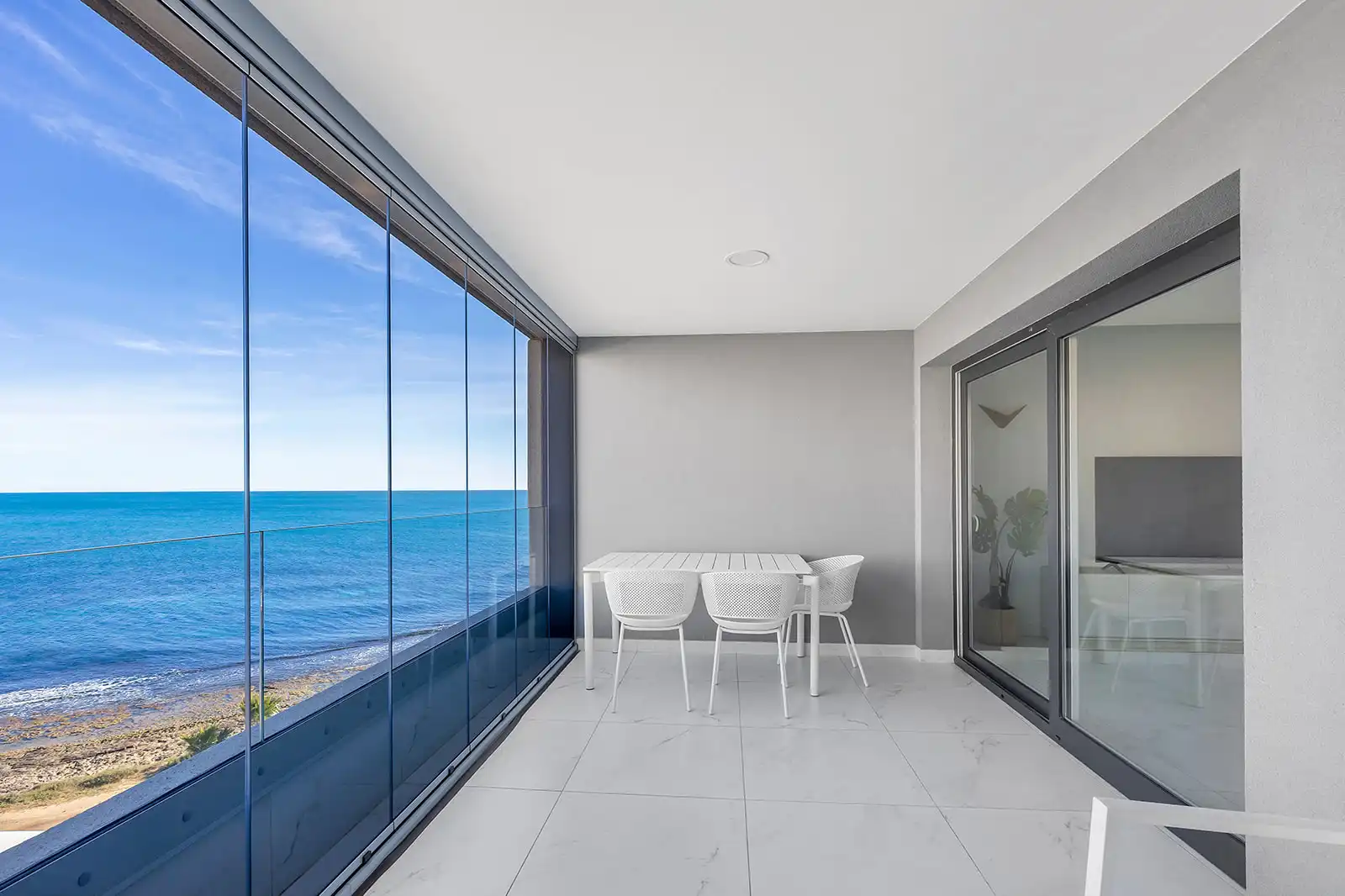 Terrassa de Apartament en venda en Torrevieja amb Terrassa, Traster i Moblat