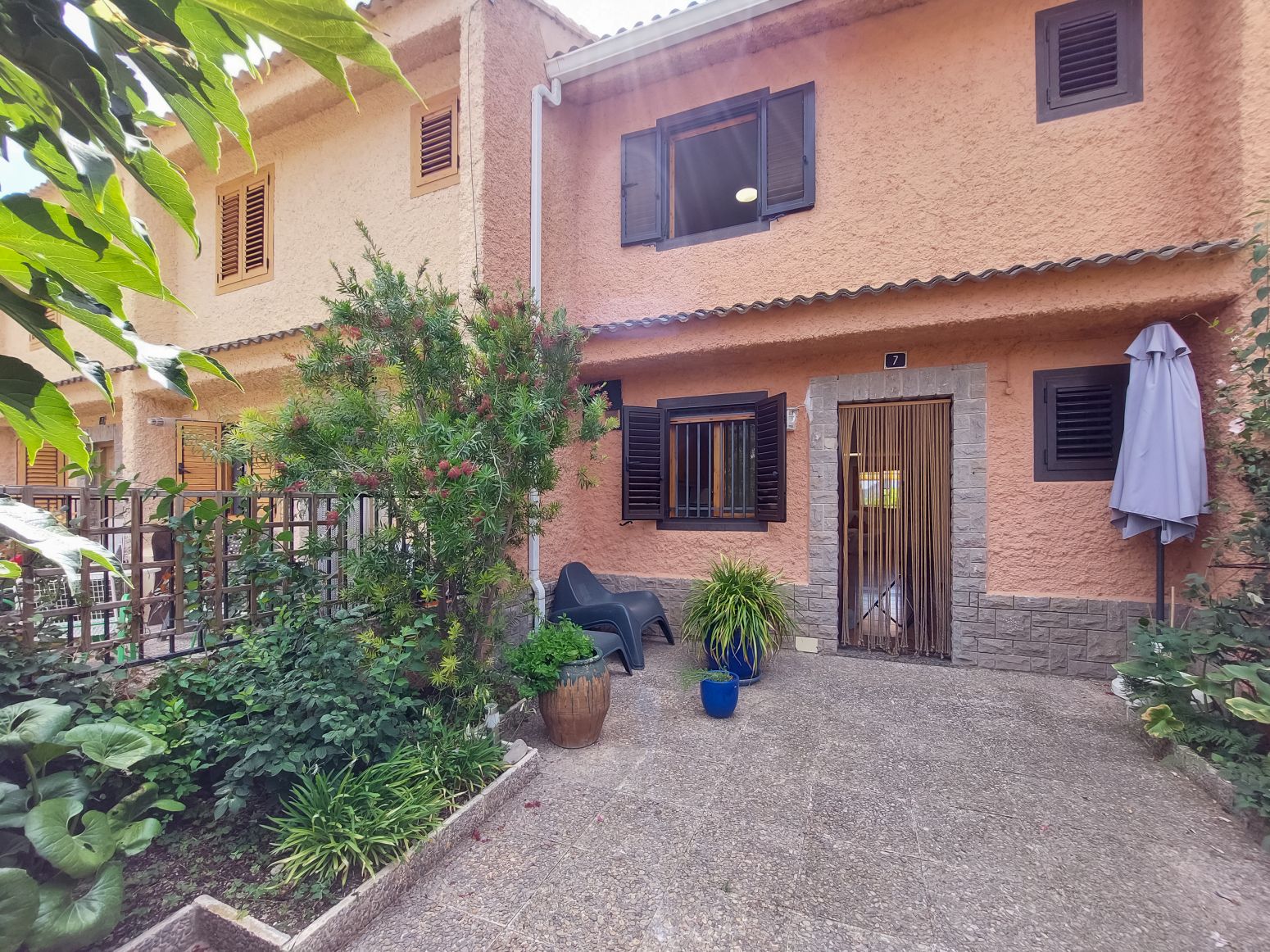 Jardí de Casa adosada en venda en Bejís amb Jardí privat, Terrassa i Balcó