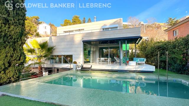 Casa-chalet en Venta en Vallvidrera - Tibidabo - Les Planes