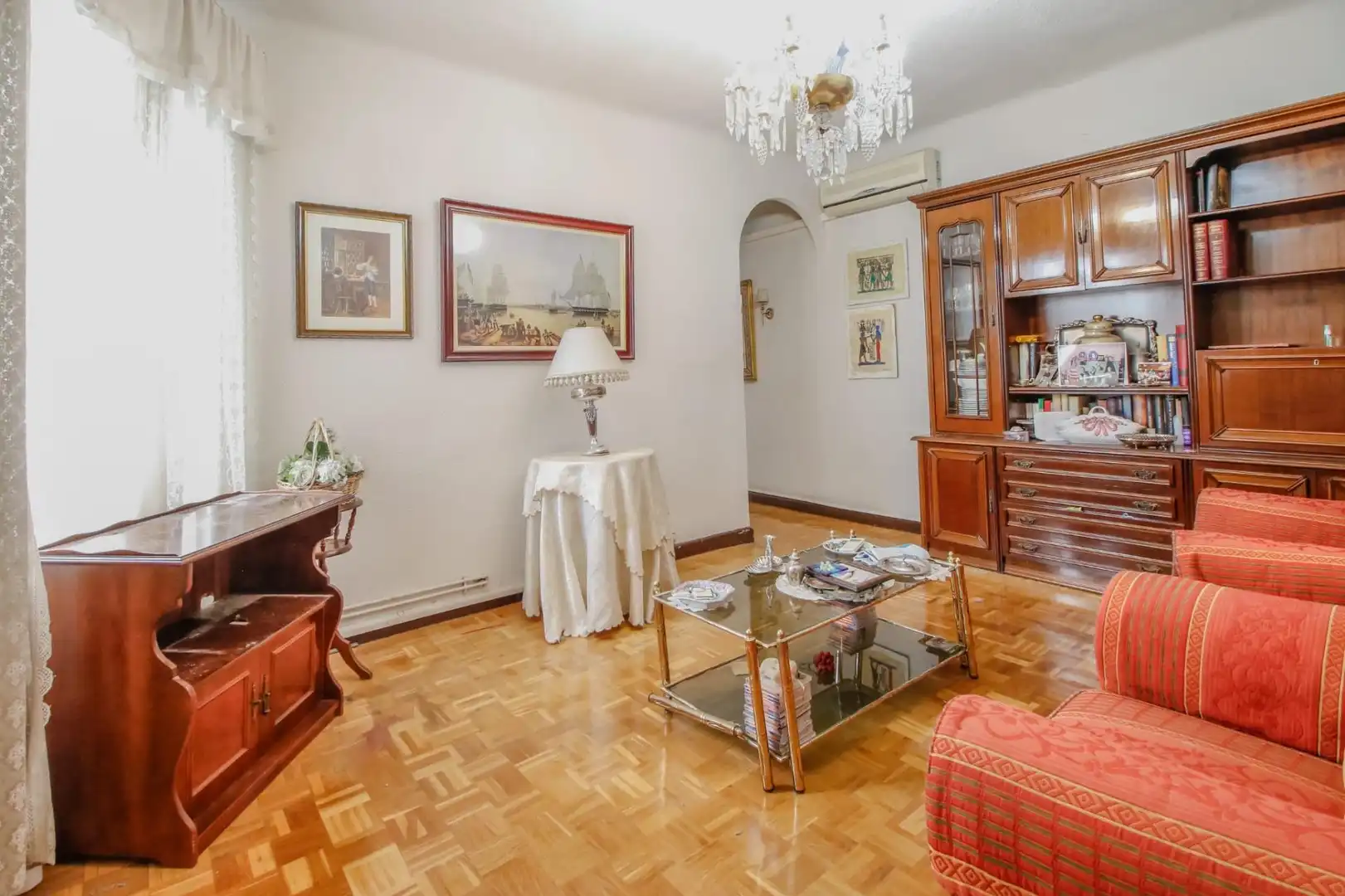Sala de estar de Apartamento en venta en Madrid con Calefacción y Parquet