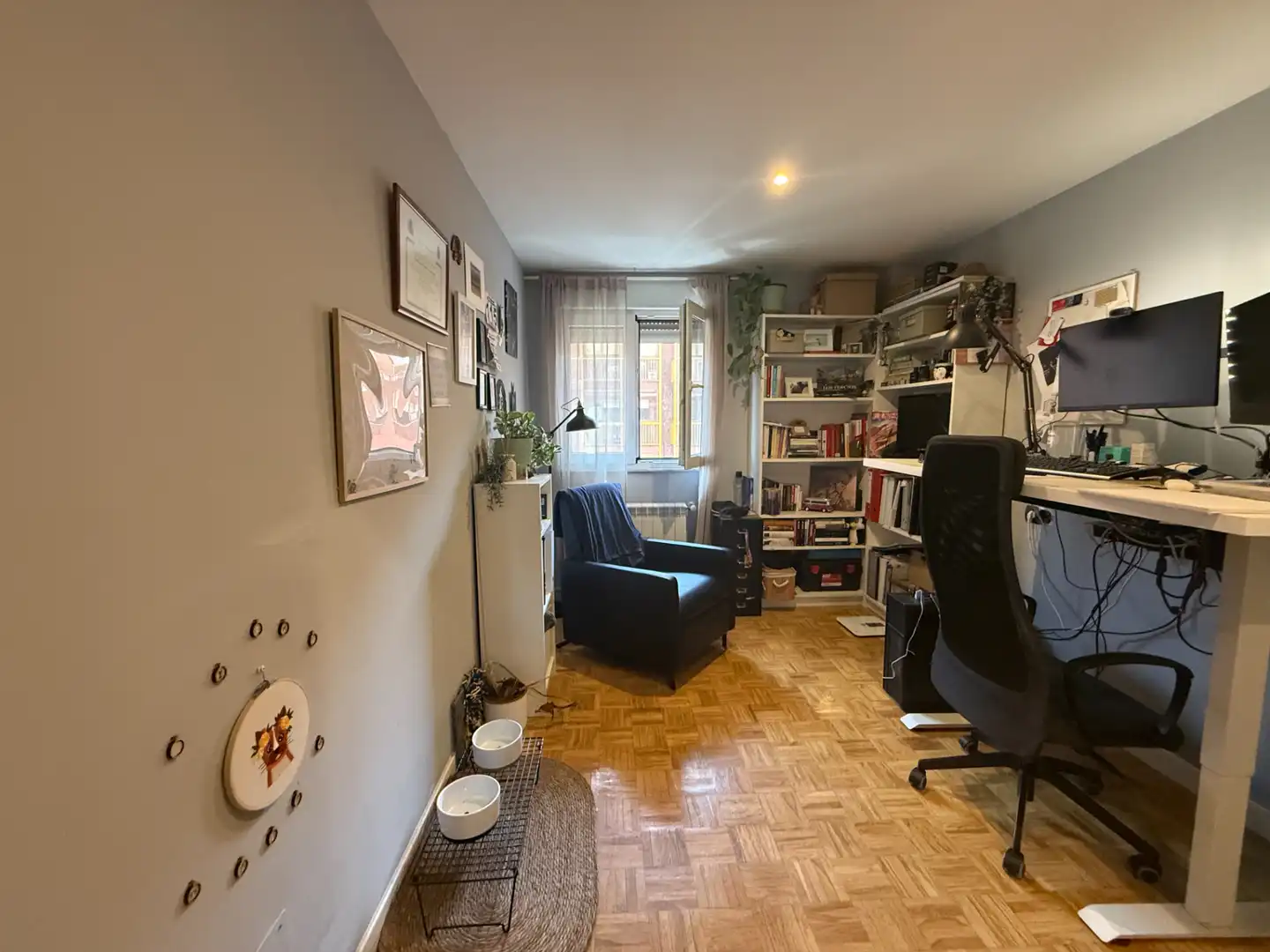 Schlafzimmer von Wohnung zum Verkauf in León Capital  mit Heizung, Parkett und Möbliert
