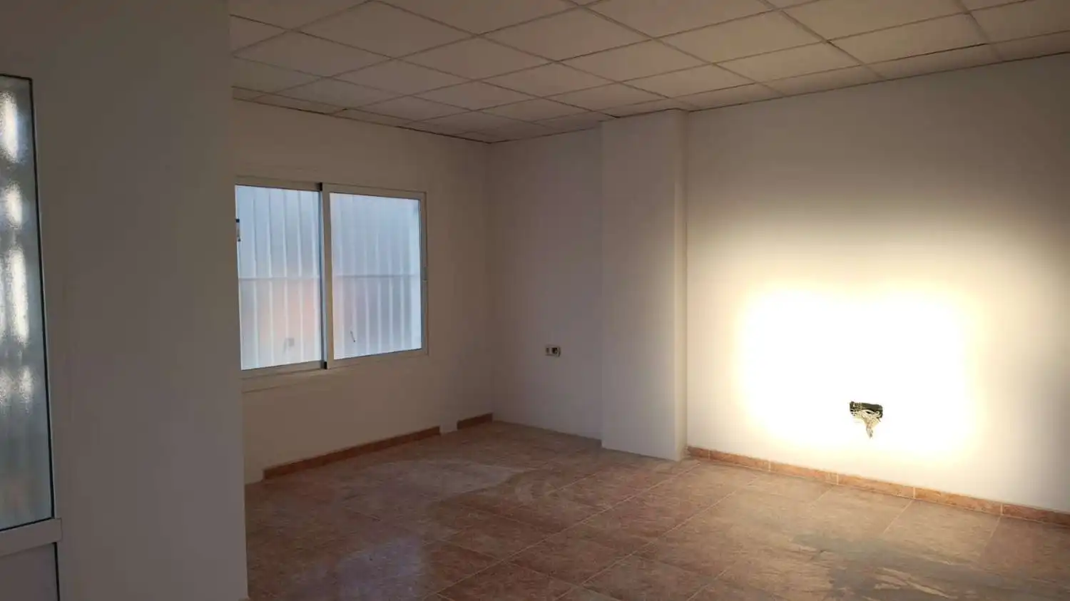 Commercial properties for rent in Vera