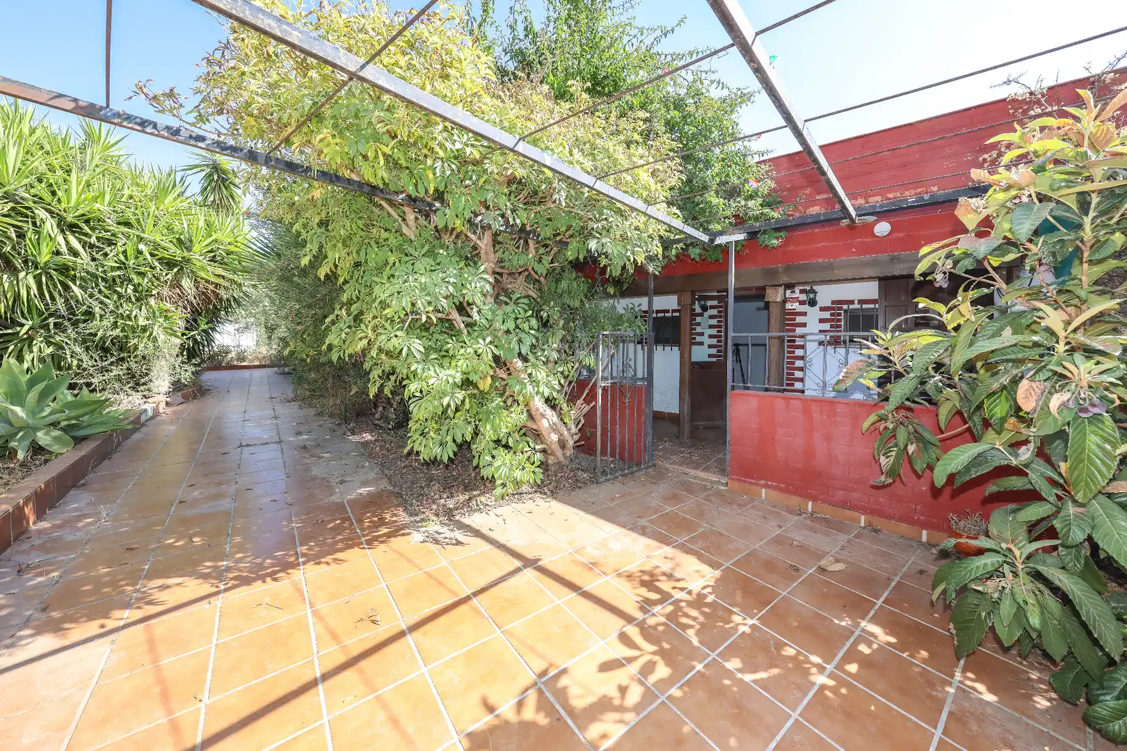 Terrassa de Casa o xalet en venda en Casarabonela amb Jardí privat
