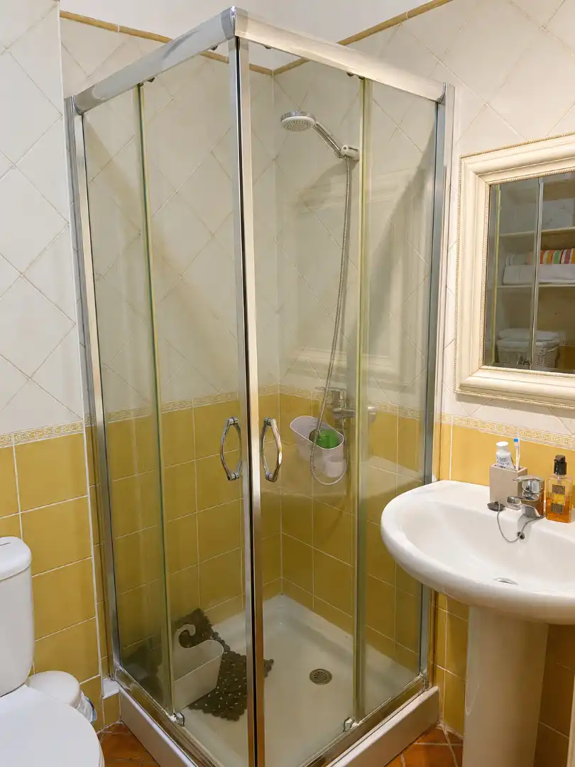 Baño de Ático de alquiler en Santa Úrsula con Amueblado, Horno y Lavadora