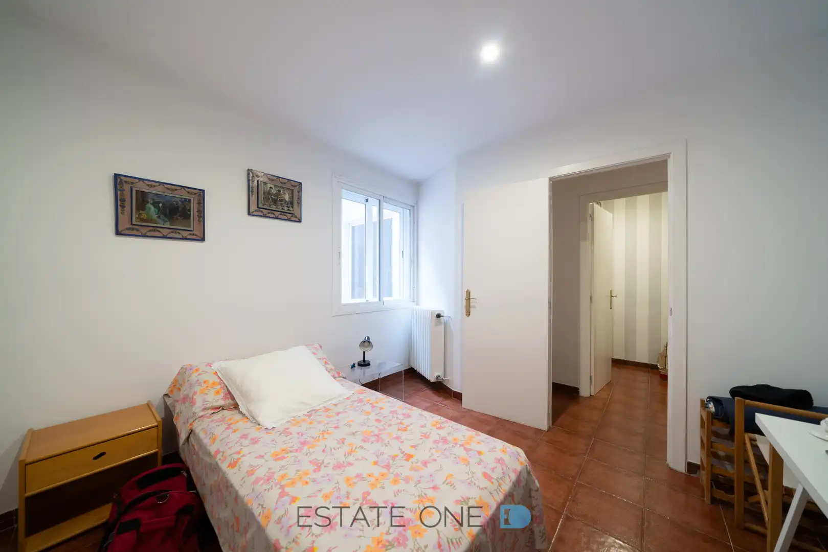 Habitación de Casa adosada en venta en Madrid con Aire acondicionado, Calefacción y Jardín privado