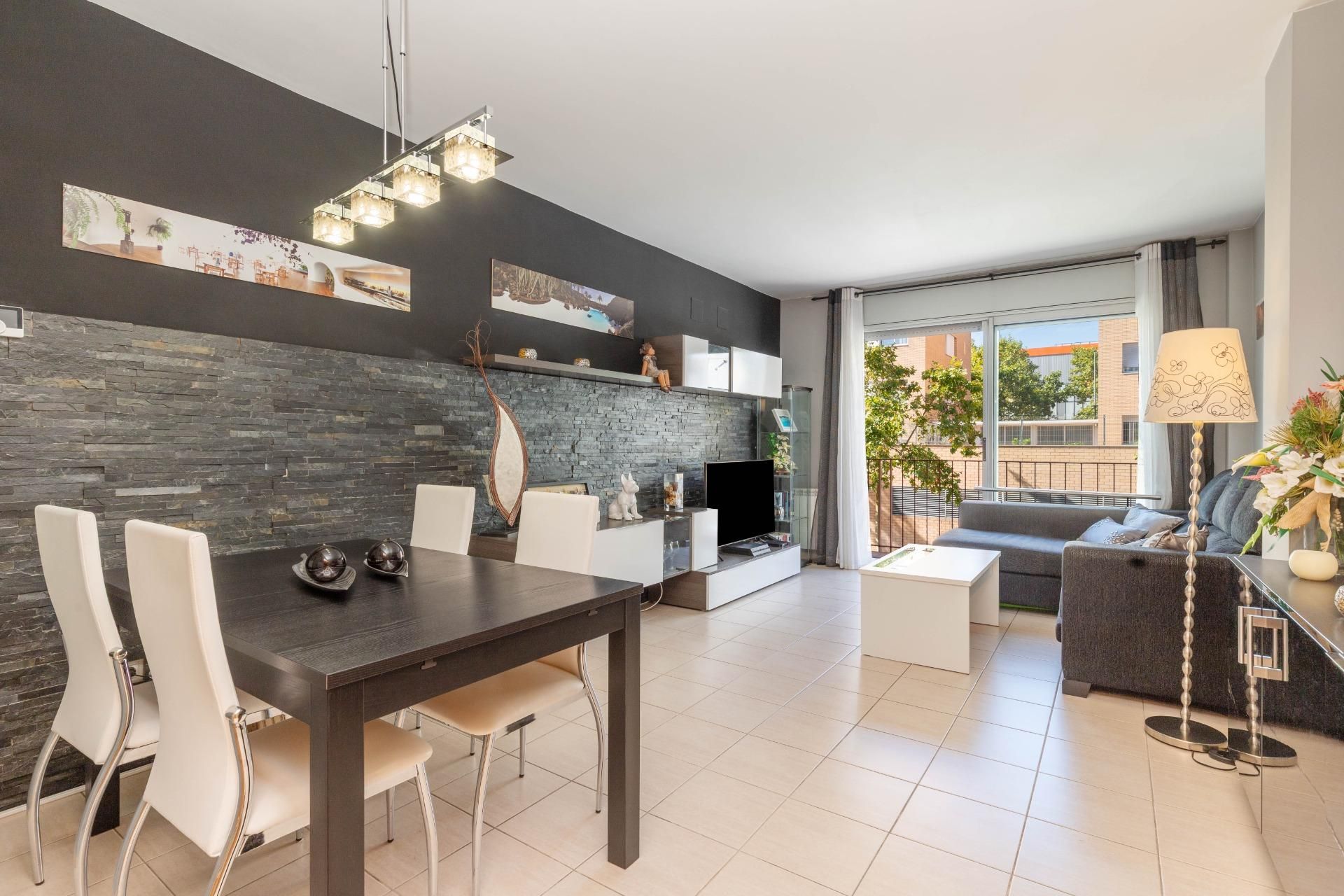 Living room of Flat for sale in Terrassa  with Heating, Terrace and Balcony