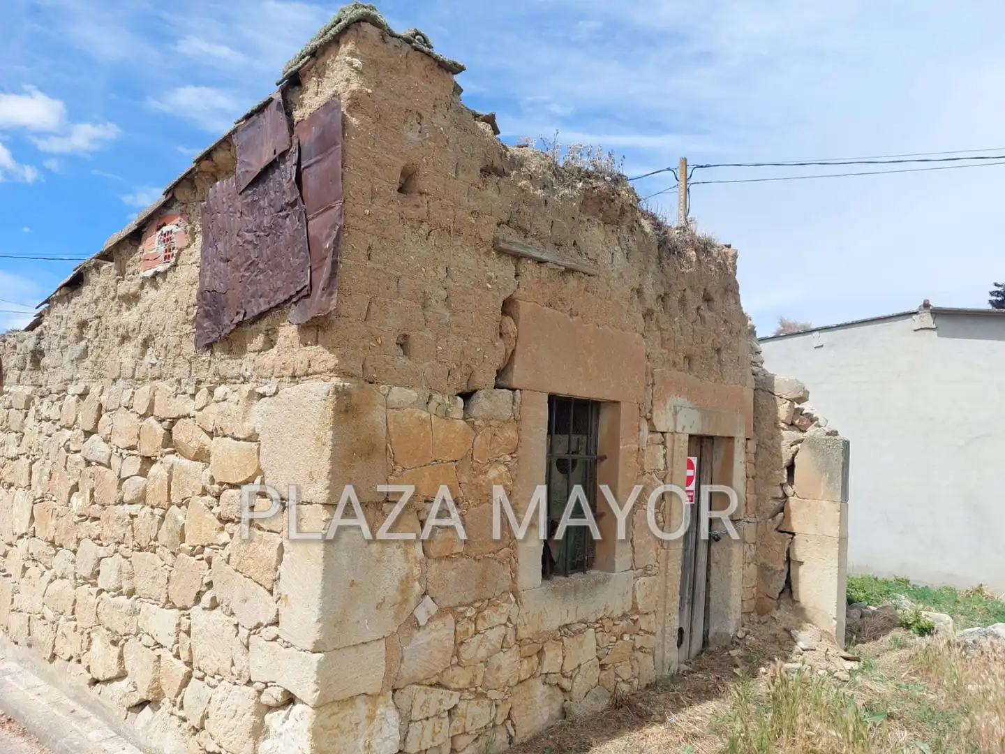 Vista exterior de Nave industrial en venta en Zarapicos