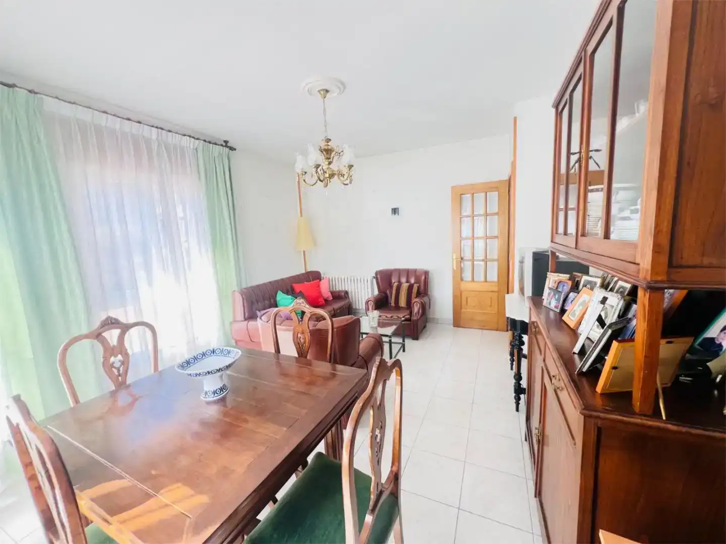 Sala de estar de Piso en venta en Quiroga con Parquet, Trastero y Amueblado