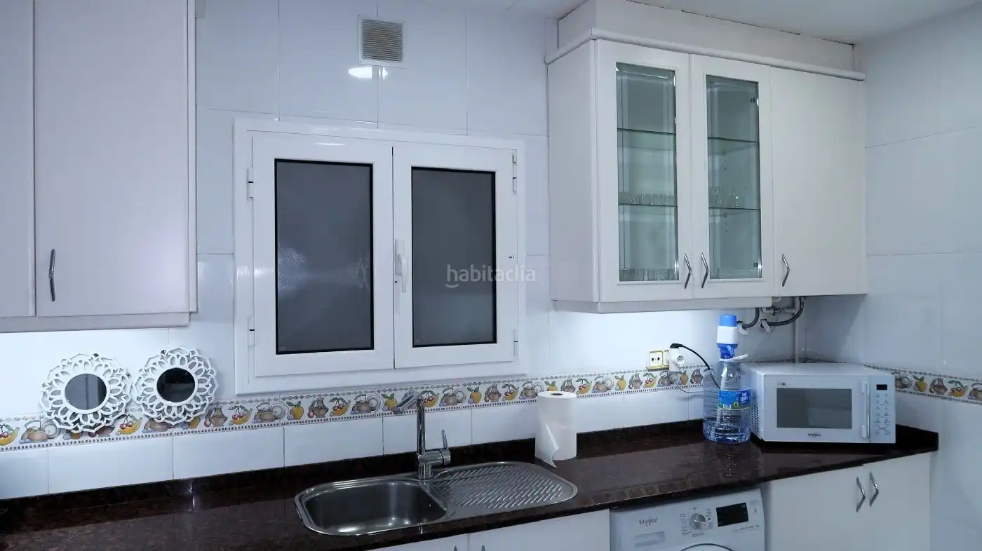 Flat to rent in Carrer de la Lluna 3, imagen 6
