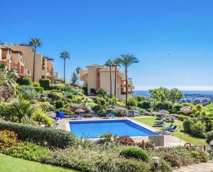 Jardí de Planta baixa en venda en Benahavís amb Aire condicionat, Terrassa i Piscina comunitària