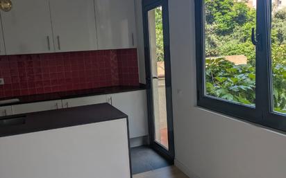 Kitchen of Flat to rent in  Barcelona Capital  with Heating, Private garden and Oven