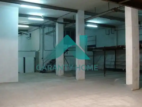Locale commerciale in vendita a Centro, imagen 8