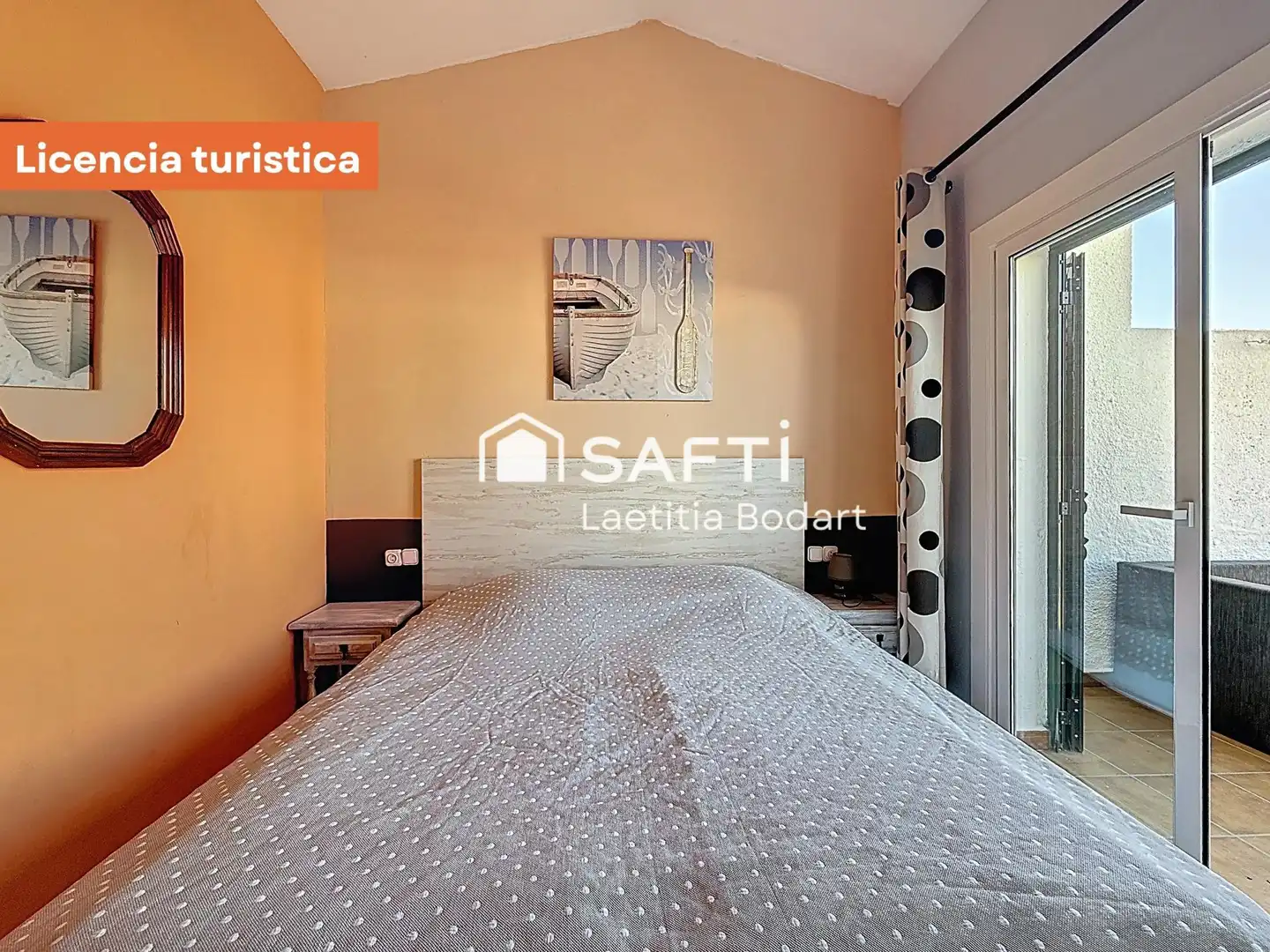 Habitación de Casa adosada en venta en Empuriabrava con Aire acondicionado, Calefacción y Terraza