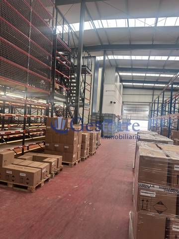 Nave industrial en Venta en Meres - CR POLIGONO DE LAS VIAS en Viella - Granda - Meres