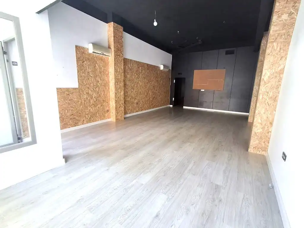 Commercial properties for rent in La Roda  with Air Conditioner