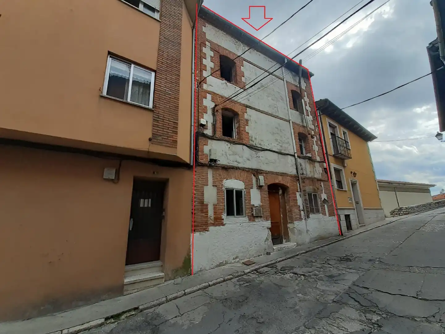 Vista exterior de Casa adosada en venta en Cuéllar
