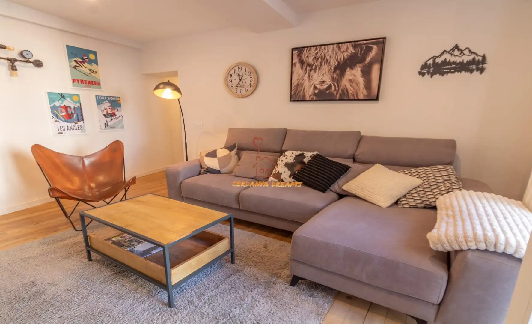 Living room of Ground floor for sale in Osséja  with Heating, Parquet flooring and Storage room