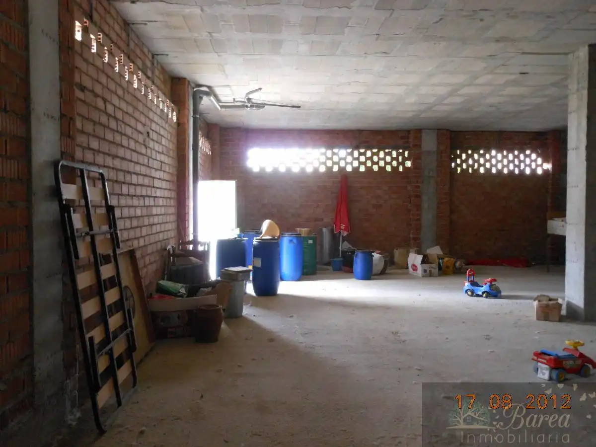 Local comercial en venda a Rute