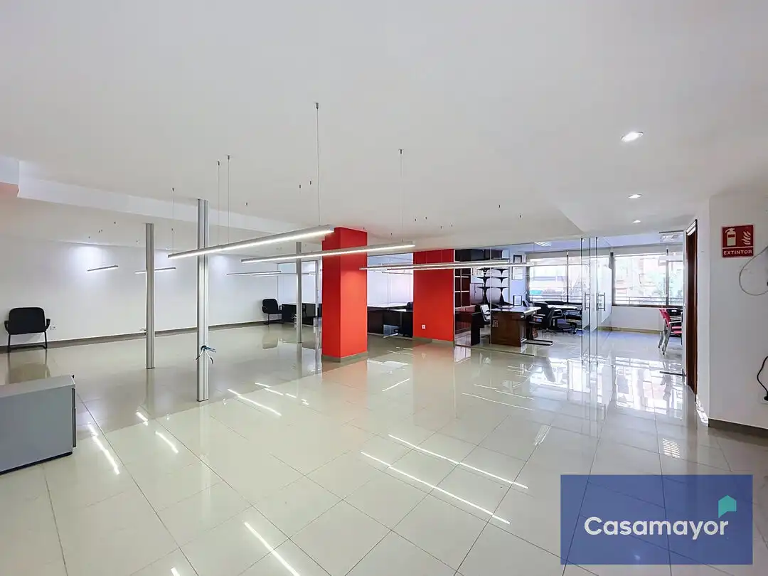 Oficina con ascensor en venta en Avenida Alfonso El Sabio, imagen 9