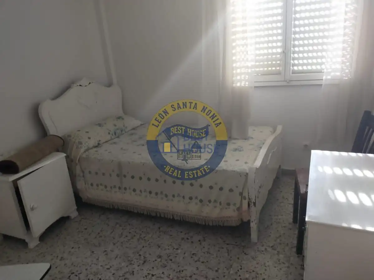 Bedroom of Flat for sale in Mansilla de las Mulas  with Private garden, Terrace and Storage room