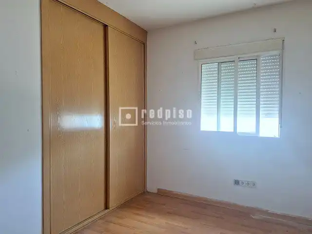 Dormitori de Casa o xalet en venda en Yeles amb Jardí privat