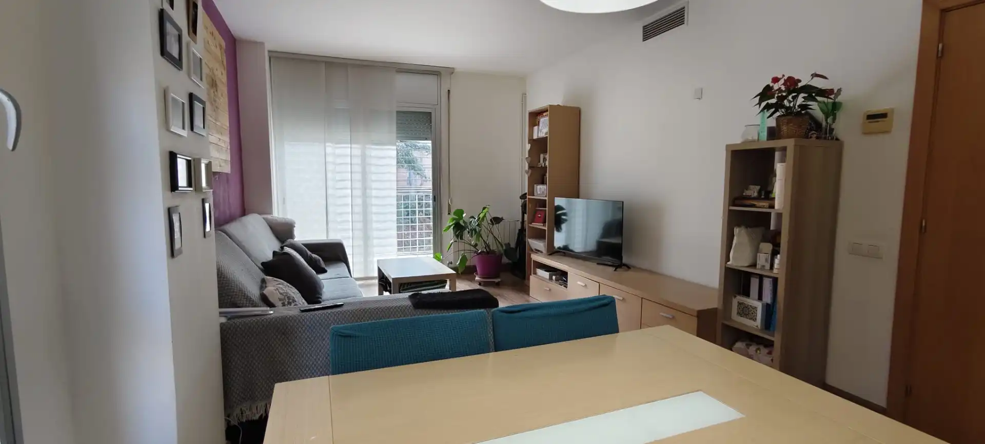 Sala de estar de Planta baja en venta en Cervelló con Aire acondicionado, Calefacción y Parquet