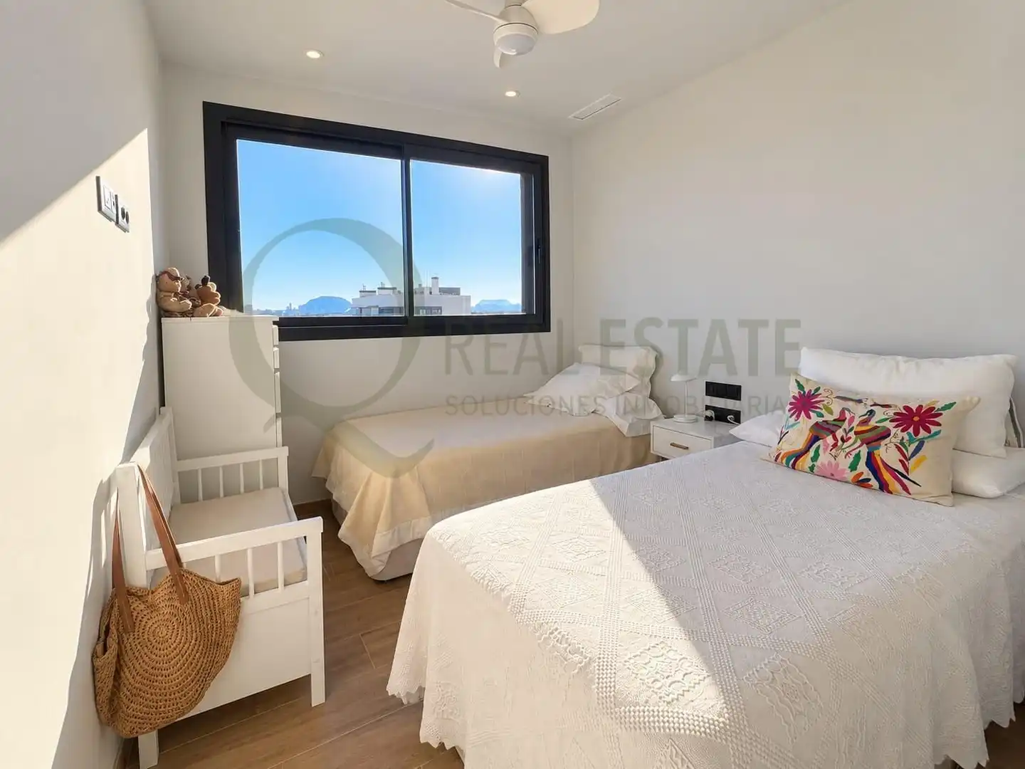 Ático con terraza en venta en Calle Calle Periodista Tirso Marín Sessé, imagen 20