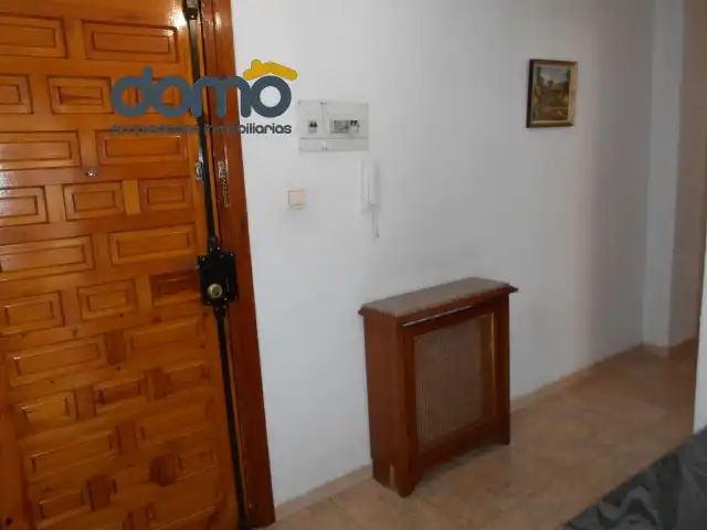 Außenansicht von Wohnung zur Miete in Granada mit Heizung, Terrasse und Möbliert