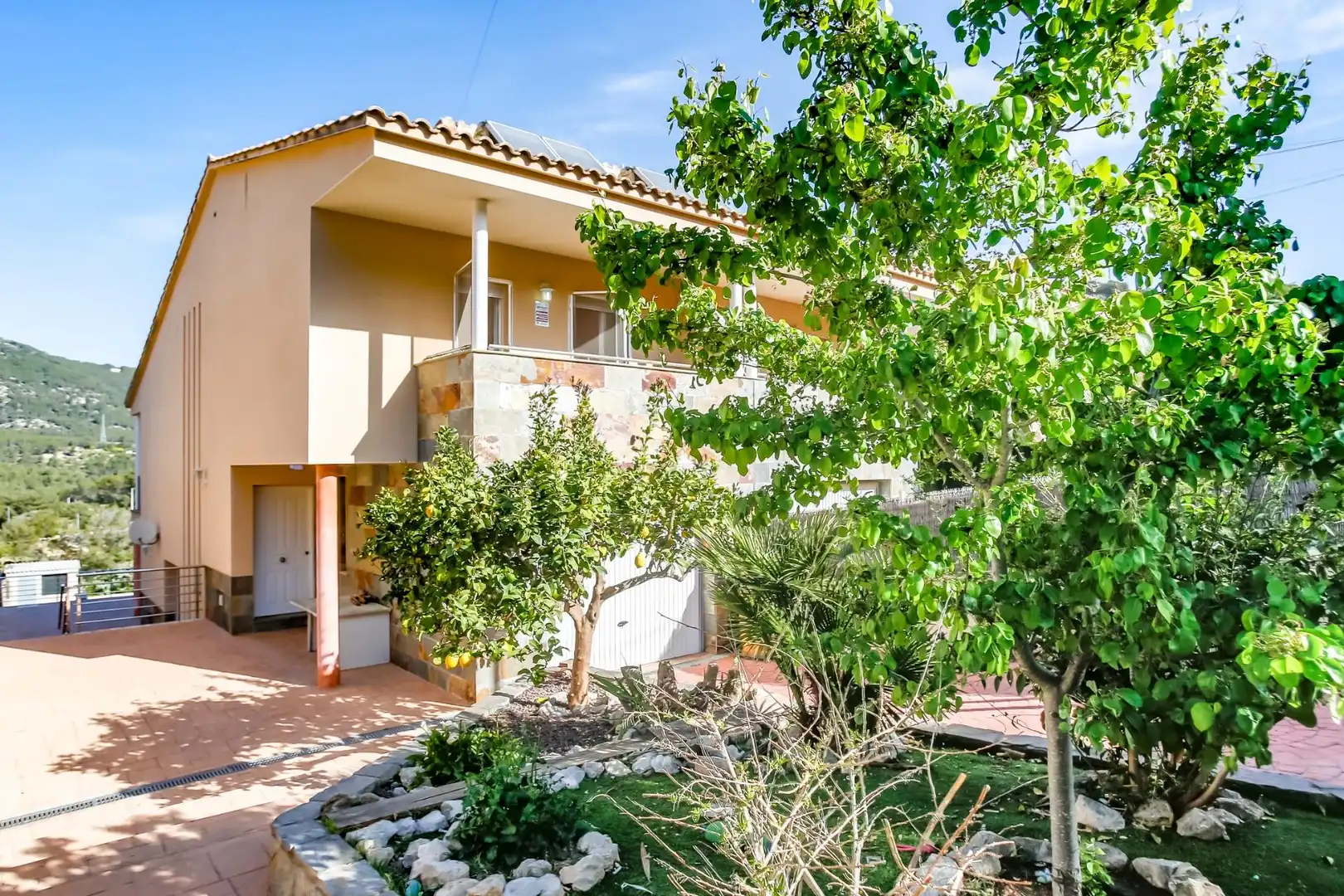 Casa a schiera con piscina in vendita a Carrer Carrer Pamplona