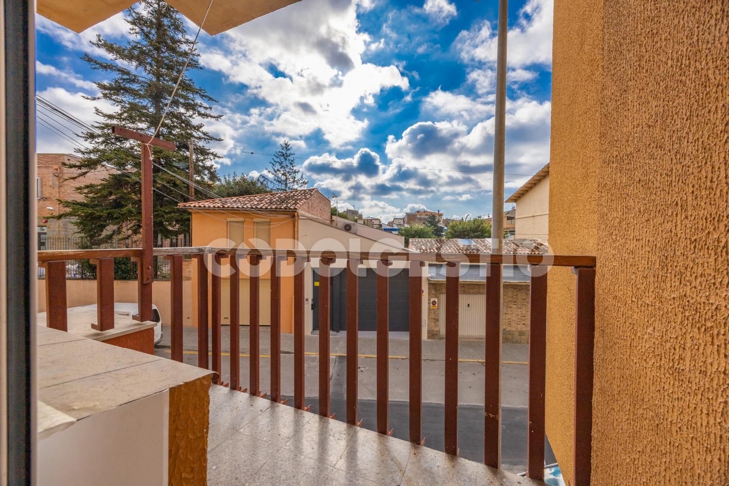 Exterior view of Flat for sale in Torelló  with Balcony